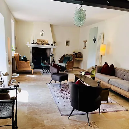 Villa La Borie Oubliee